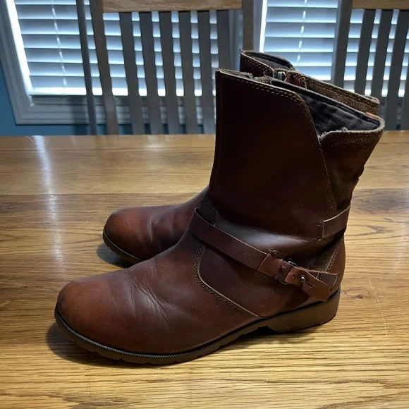 Teva De La Vina Low Women’s Waterproof Leather Ankle Boots | Size 9 | Brown - Picture 7 of 8